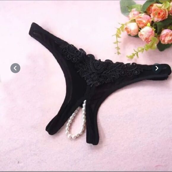 Black Open Panties with Faux Pearls - Picture 1 of 6